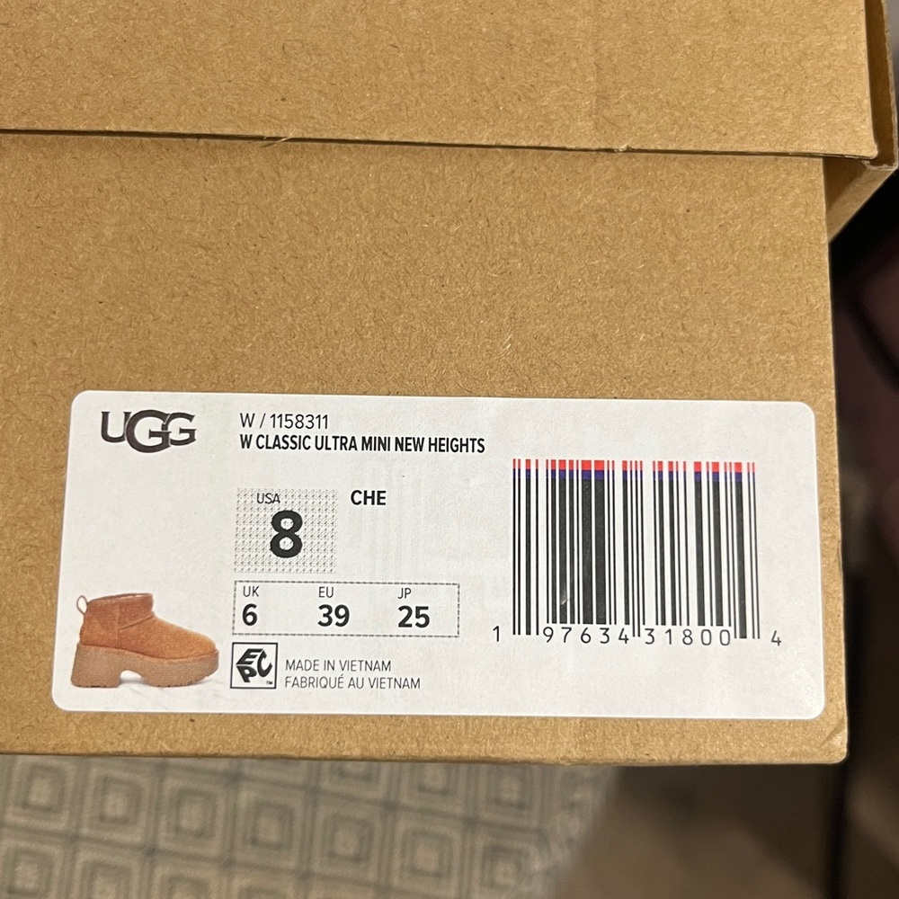 UGG Ultra Mini New Heights Platform Boots Chestnut Women's Size 8 NEW IN BOX - Picture 7 of 7